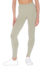 TriDri® Recycled Seamless Multi-Sport Flex Leggings